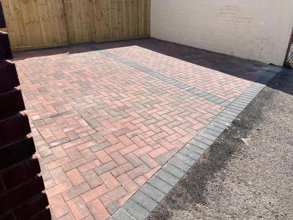 Seaview Apartment With Parking Exmouth Exterior photo