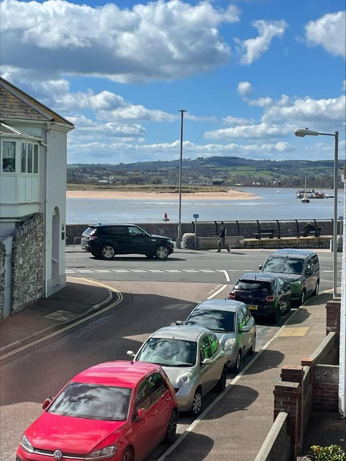 Seaview Apartment With Parking Exmouth Exterior photo